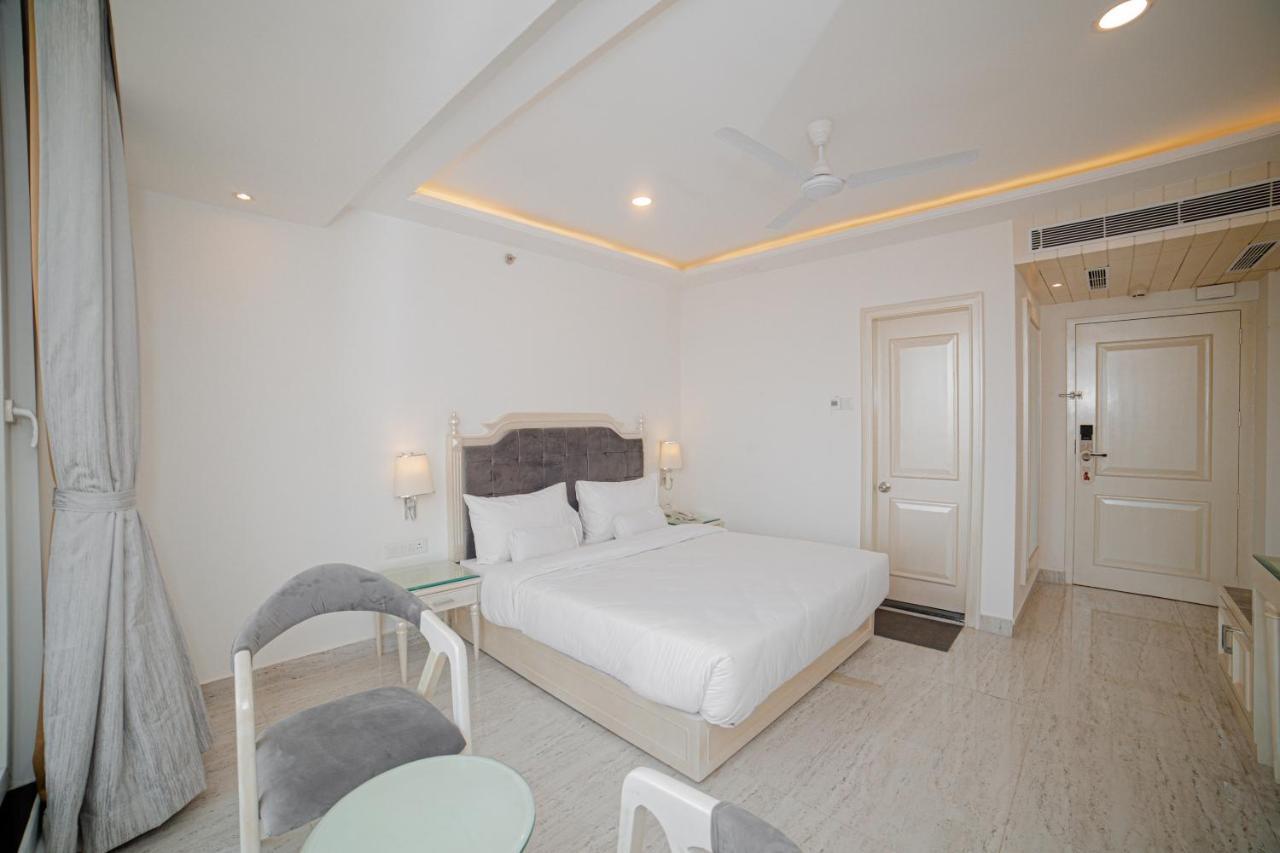 Hotel Pearl Courtyard Varanasi Exterior foto