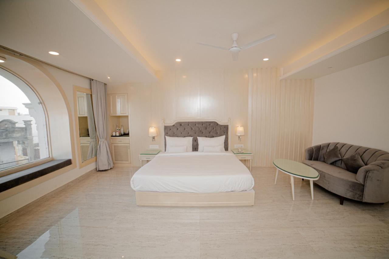 Hotel Pearl Courtyard Varanasi Exterior foto